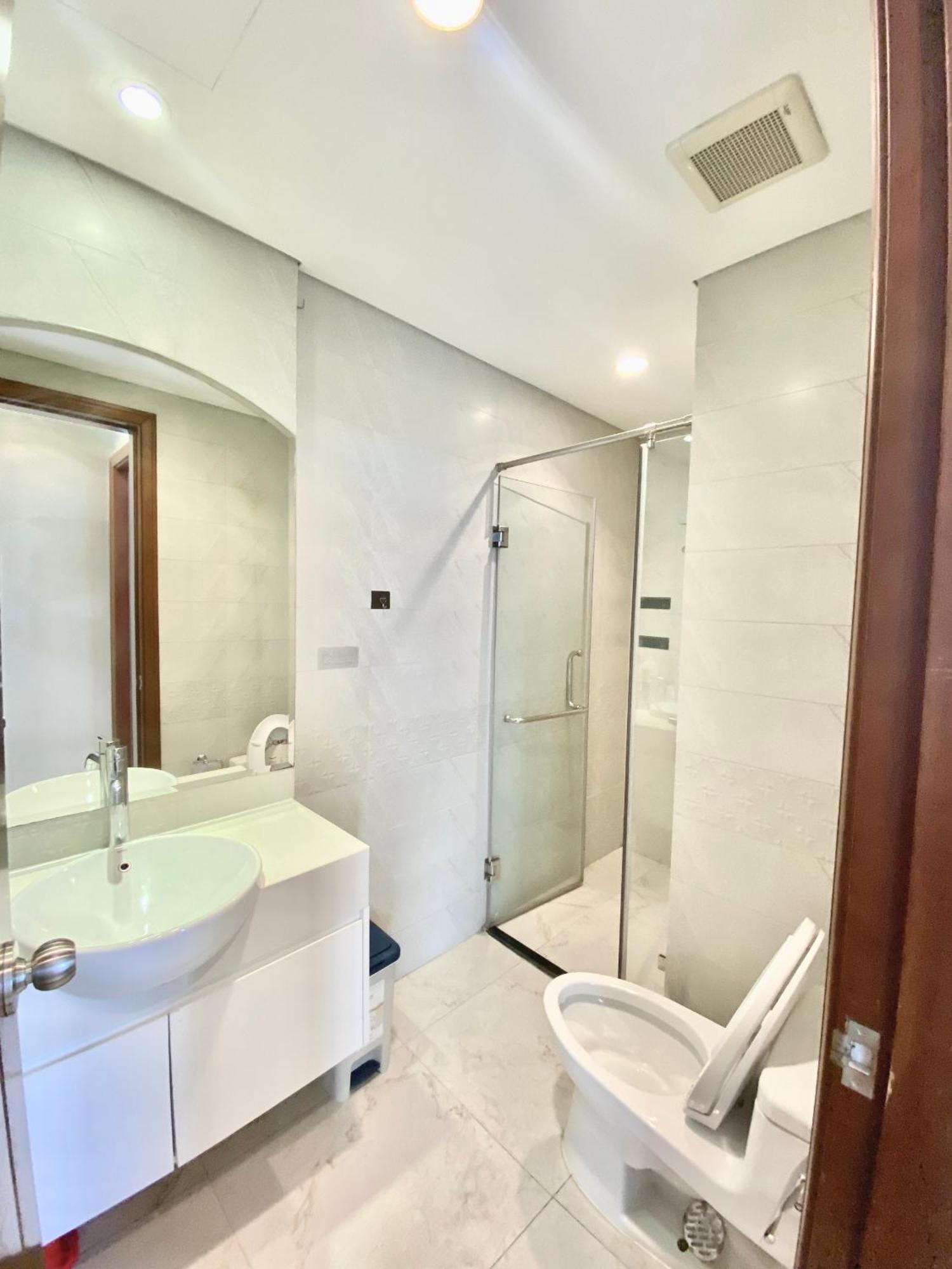 Mott Haven Apart - Vinhomes Central Park, Landmark 81 Area & Ice Rink Hô Chi Minh-Ville Extérieur photo